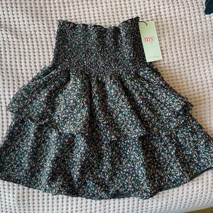 NWT layered ruffle skirt